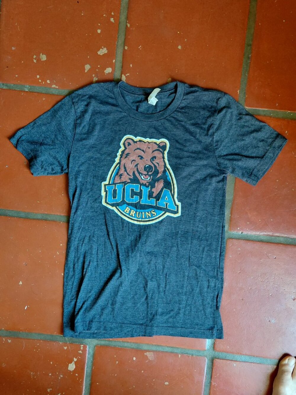 UCLA women's 100% cotton T-shirt size small